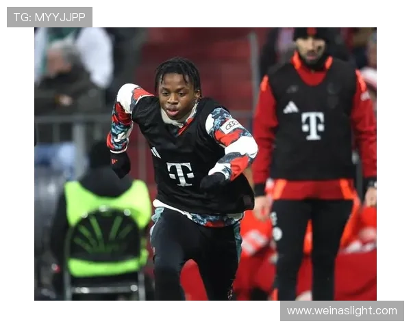 法尔克：拜仁未考虑签下莱奥